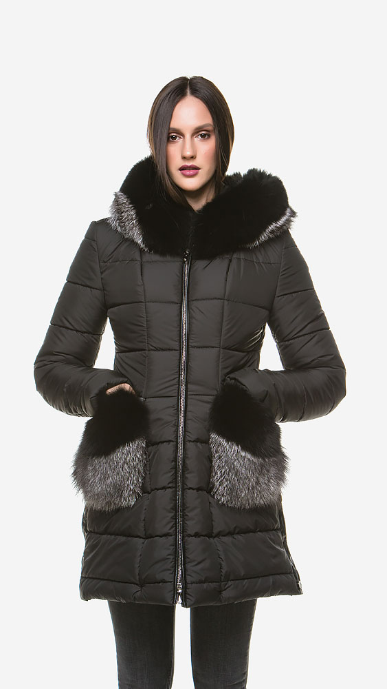 BLACK FULL SKIN FOX JACKET